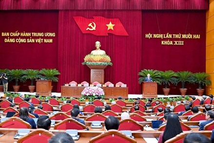Hướng dẫn tuyên truyền kết quả Hội nghị lần thứ 12 Ban Chấp hành Trung ương Đảng khóa XIII