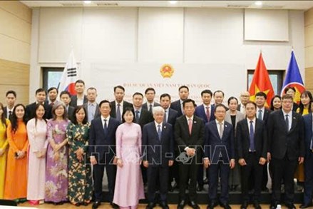 Chủ tịch Đỗ Văn Chiến kết thúc tốt đẹp chuyến thăm và làm việc tại Hàn Quốc