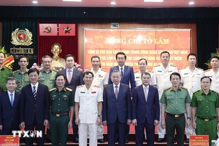 Tổng Bí thư Tô Lâm: Xây dựng lực lượng Cảnh sát hình sự làm chủ công nghệ