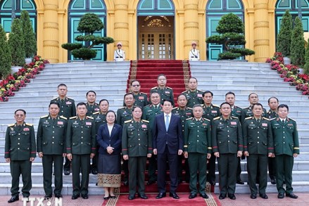 Chủ tịch nước Lương Cường tiếp Chủ nhiệm Tổng cục Chính trị Quân đội nhân dân Lào