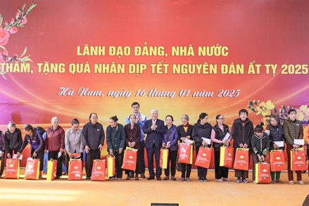 Thông báo: Về việc dừng tiếp nhận ủng hộ Chương trình xóa nhà tạm, nhà dột nát trong năm 2025 thông qua Quỹ “Vì người nghèo” Trung ương