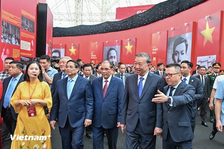 Khai mạc Triển lãm '80 năm hành trình Độc lập - Tự do - Hạnh phúc': Tự hào Việt Nam ta đi lên