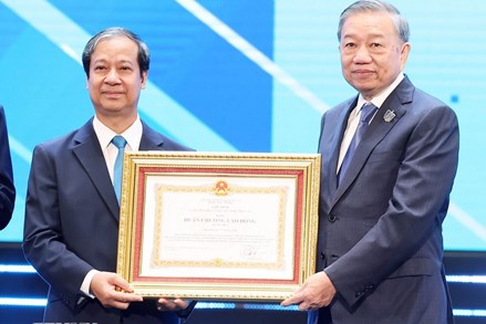 Tổng Bí thư Tô Lâm: Không áp đặt những chuẩn mực cũ cho một nền giáo dục hiện đại