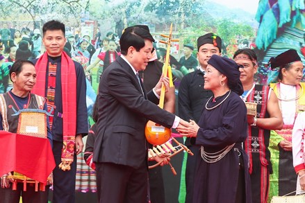 Thực hiện đại đoàn kết toàn dân tộc trong thời kỳ mới theo tư tưởng Hồ Chí Minh