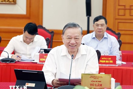 Bộ Chính trị làm việc với Ban Thường vụ Đảng ủy Quốc hội