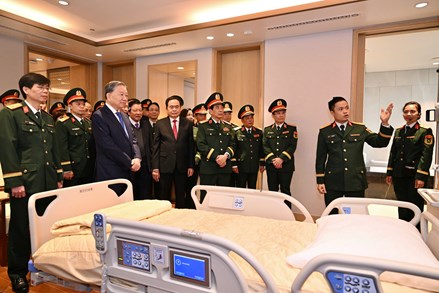 Nghị quyết 72-NQ/TW của Bộ Chính trị về một số giải pháp đột phá, tăng cường bảo vệ, chăm sóc và nâng cao sức khỏe nhân dân