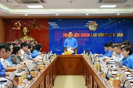 Tiếp tục nâng cao chất lượng hoạt động công đoàn, chăm lo cho đoàn viên