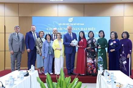 Nâng tầm quan hệ hợp tác của Hội LHPN Việt Nam và Liên minh các lực lượng Phụ nữ toàn Nga