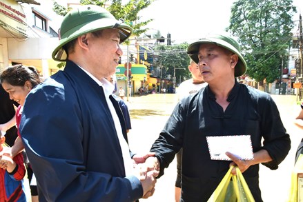 Phó Thủ tướng Hồ Đức Phớc kiểm tra công tác ứng phó, khắc phục hậu quả mưa lũ tại Lạng Sơn