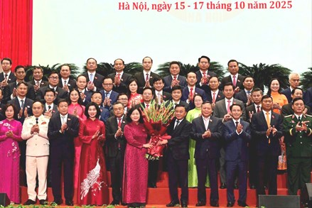 Đại hội đại biểu Đảng bộ thành phố Hà Nội: Đồng chí Bùi Thị Minh Hoài tiếp tục giữ chức Bí thư Thành ủy Hà Nội khóa XVIII