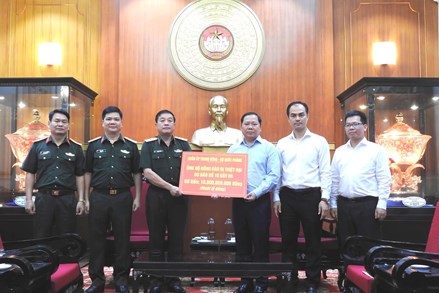 Quân ủy Trung ương, Bộ Quốc phòng ủng hộ số tiền 10 tỷ đồng hỗ trợ đồng bào bị thiệt hại do bão lũ