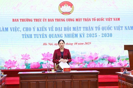 Phó Chủ tịch Hà Thị Nga cho ý kiến về Đại hội đại biểu MTTQ Việt Nam tỉnh Tuyên Quang nhiệm kỳ 2025-2030
