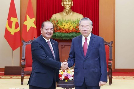 Tổng Bí thư Tô Lâm tiếp Đoàn đại biểu Đảng Nhân dân Cách mạng Lào 