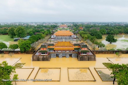 Khắc phục hậu quả mưa lũ khu vực Trung Bộ với tinh thần khẩn trương nhất, quyết liệt nhất, hiệu quả nhất