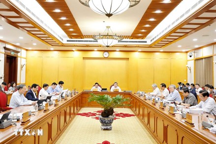 Kết luận số 202-KL/TW của Bộ Chính trị, Ban Bí thư về hoạt động của bộ máy hệ thống chính trị và chính quyền địa phương 2 cấp