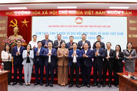 Cụ thể hóa nội dung 4 Nghị quyết chiến lược của Bộ Chính trị vào các chương trình hành động của Mặt trận trong nhiệm kỳ mới