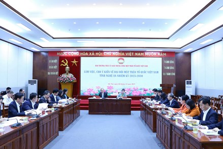 Phó Chủ tịch Hoàng Công Thủy cho ý kiến vào nội dung Đại hội đại biểu MTTQ Việt Nam tỉnh Nghệ An nhiệm kỳ 2025-2030