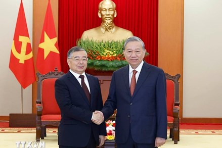 Tổng Bí thư Tô Lâm tiếp Trưởng Ban Tuyên truyền Trung ương Đảng Cộng sản Trung Quốc