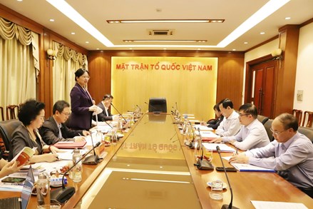 Phó Chủ tịch Hà Thị Nga cho ý kiến vào nội dung chuẩn bị Đại hội đại biểu MTTQ Việt Nam tỉnh Lâm Đồng lần thứ nhất