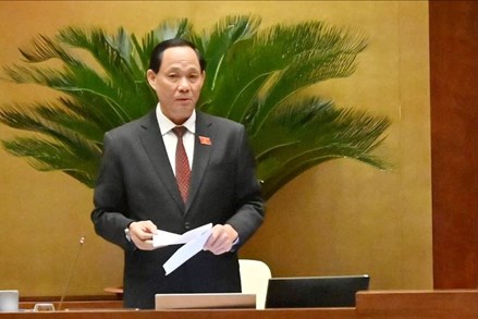 Cân nhắc loại trừ quy định về ghế trẻ em với xe taxi và xe dịch vụ