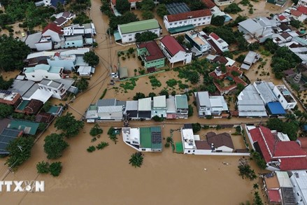 Tập trung ứng phó mưa lũ, đặt nhiệm vụ bảo đảm an toàn tính mạng cho Nhân dân lên trên hết, trước hết