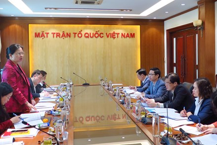 Phó Chủ tịch Hà Thị Nga cho ý kiến vào nội dung Đại hội đại biểu MTTQ Việt Nam tỉnh Cao Bằng lần thứ I, nhiệm kỳ 2025-2030