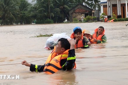 Thủ tướng Quyết định Hỗ trợ khẩn cấp 1.100 tỷ đồng cho 4 tỉnh Khánh Hòa, Lâm Đồng, Gia Lai và Đắk Lắk