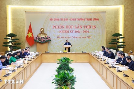 Thủ tướng: Tôn vinh những con người, tập thể anh hùng cũng là tôn vinh giá trị cốt lõi của dân tộc