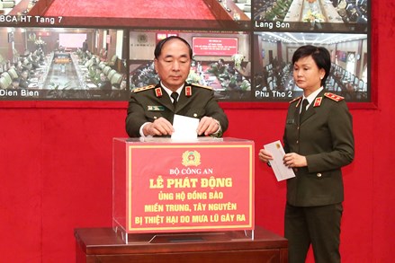 Bộ Công an phát động ủng hộ đồng bào miền Trung, Tây Nguyên bị thiệt hại do mưa lũ gây ra