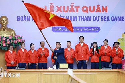 Thủ tướng: Đoàn Việt Nam dự SEA Games 33 phải gắn tinh thần thể thao với tinh thần dân tộc