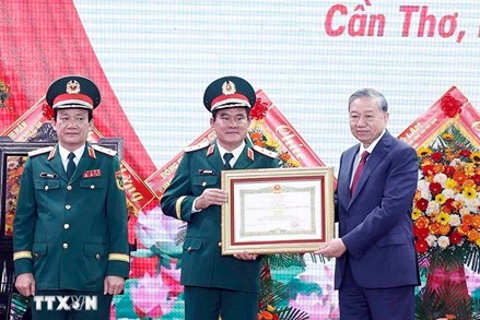 Tổng Bí thư: Xây dựng lực lượng vũ trang Quân khu 9 cách mạng, chính quy, tinh nhuệ, hiện đại 