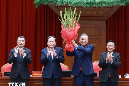 Ban Chấp hành Trung ương Đảng khóa XIV thống nhất tuyệt đối bầu đồng chí Tô Lâm tiếp tục giữ chức Tổng Bí thư