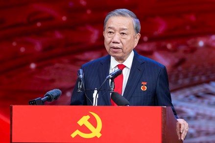 Phát biểu của Tổng Bí thư tại Lễ tuyên dương Bí thư Chi bộ xuất sắc và trao Giải Búa liềm Vàng 