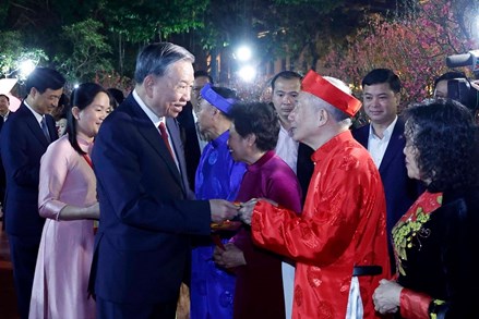 Tổng Bí thư Tô Lâm thăm, chúc Tết Đảng bộ, chính quyền và Nhân dân Hà Nội