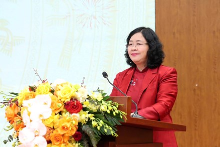 Chủ tịch Ủy ban Trung ương MTTQ Việt Nam Bùi Thị Minh Hoài ứng cử Đại biểu Quốc hội khóa XVI tại đơn vị bầu cử số 5, tỉnh Phú Thọ 