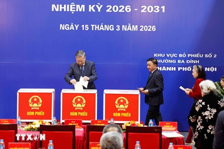 Tổng Bí thư Tô Lâm bỏ phiếu bầu cử tại phường Ba Đình, Hà Nội