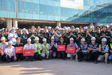 Thủ tướng Phạm Minh Chính: Khai thác thương mại sân bay Long Thành vào cuối năm 2026