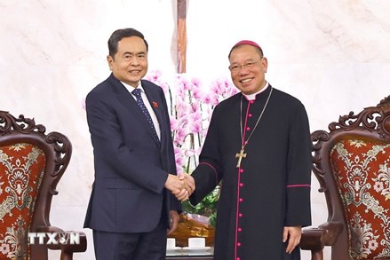 Chủ tịch Quốc hội: Đảng, Nhà nước đánh giá cao đóng góp của đồng bào Công giáo