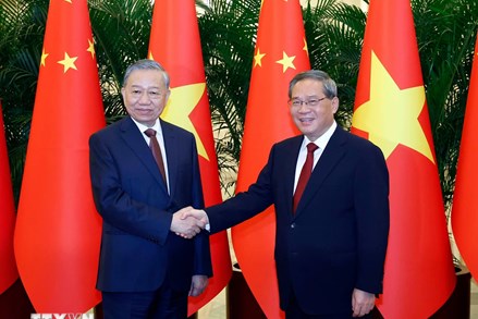 Việt Nam-Trung Quốc phấn đấu xác lập tầm cao mới cho hợp tác kinh tế, thương mại 