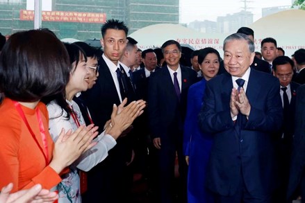 Tổng Bí thư, Chủ tịch nước Tô Lâm dự Lễ khởi động Liên hoan nhân dân biên giới Việt Nam – Trung Quốc năm 2026