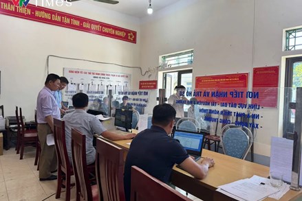 Hướng dẫn số 02-HD/BTCTW đánh giá cán bộ hằng quý với lãnh đạo, quản lý các cấp trong hệ thống chính trị