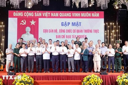 Tổng Bí thư, Chủ tịch nước Tô Lâm gặp mặt cựu cán bộ, công chức Cơ quan Thường trực Ban Chỉ đạo Tây Nguyên