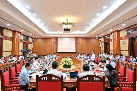 Triển khai quyết liệt, đồng bộ, hiệu quả các nhiệm vụ về chuyển đổi số