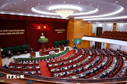 Thông cáo báo chí về ngày làm việc thứ năm và bế mạc Hội nghị lần thứ ba Ban Chấp hành Trung ương Đảng khóa XIV