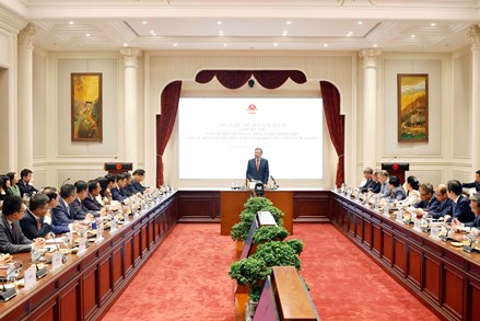 Bối cảnh mới và những vấn đề đặt ra trong công tác kiểm tra, giám sát đối với tổ chức đảng, đảng viên ở ngoài nước