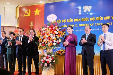Phối hợp với Mặt trận các cấp xây dựng, quảng bá tác phẩm về những con người bình dị, mô hình tốt, việc làm đẹp trong cộng đồng
