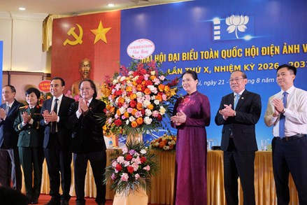Phối hợp với Mặt trận các cấp xây dựng, quảng bá tác phẩm về những con người bình dị, mô hình tốt, việc làm đẹp trong cộng đồng