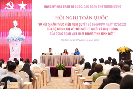 Đảng ủy Mặt trận Tổ quốc, các đoàn thể Trung ương sơ kết 5 năm thực hiện Nghị quyết số 02-NQ/TW của Bộ Chính trị