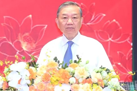 Nghị quyết số 25-NQ/TW của Bộ Chính trị về Chiến lược công tác tư tưởng trong bối cảnh mới