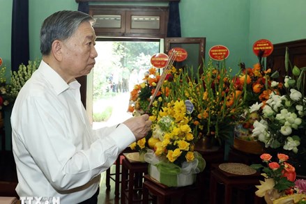 81 năm Quốc khánh 2/9: Tổng Bí thư, Chủ tịch nước tưởng nhớ Chủ tịch Hồ Chí Minh 